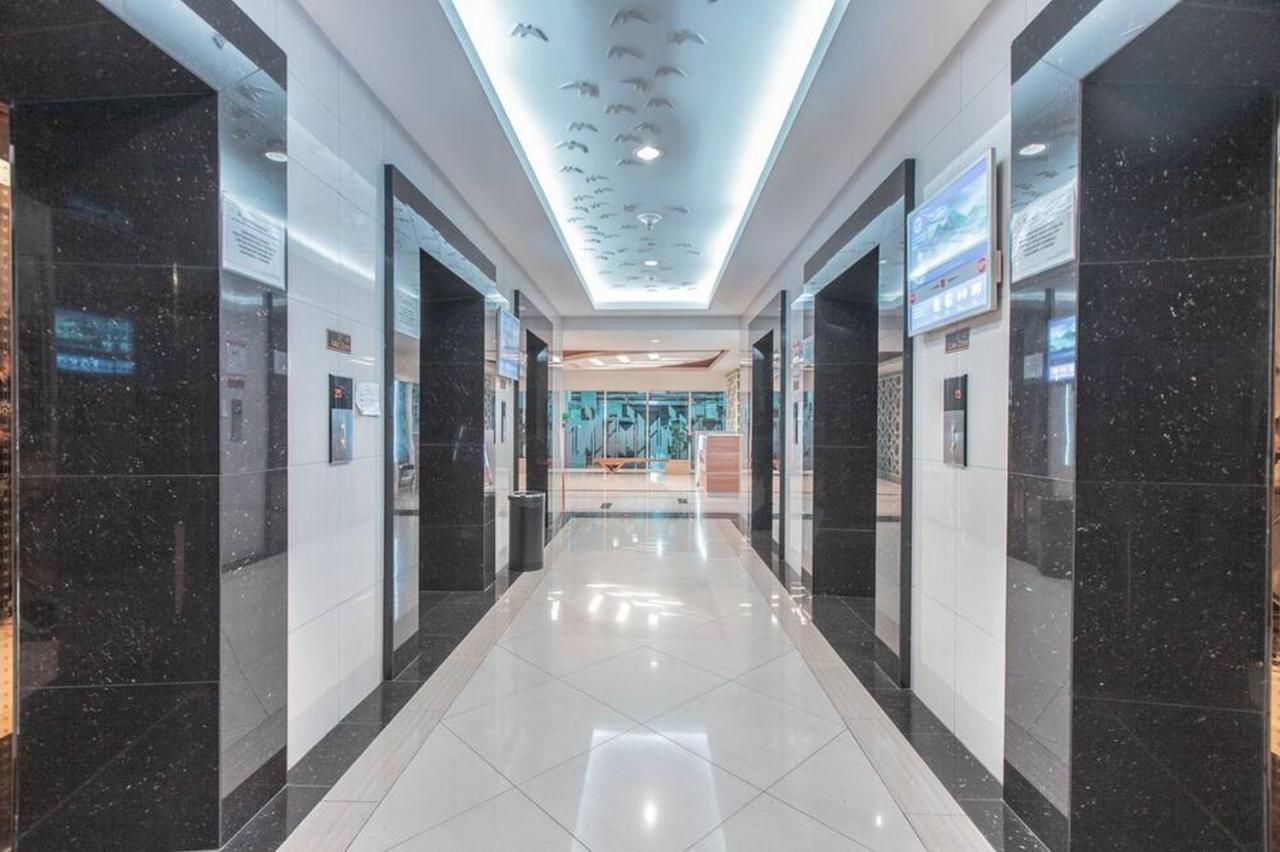 Redliving Apartemen Grand Kamala Lagoon - Pekayon Tower Barclay North Bekasi Zewnętrze zdjęcie